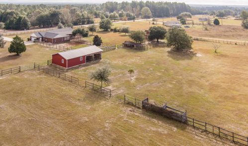 4805 Douglas Dr, Milton FL 32583-9321 exterior