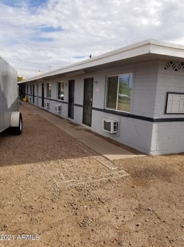 417 32 Pl, Phoenix AZ 85008-6270 exterior