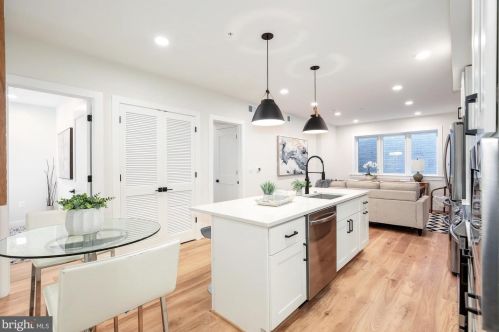 1011 Rhode Island Ave, Washington, DC 20018-1735