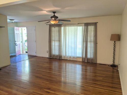 12716 Markaire Dr, Saint Louis MO  63146-4417 exterior