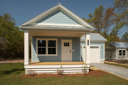 277 Renoir Rd, Defuniak Springs, FL 32433-6789