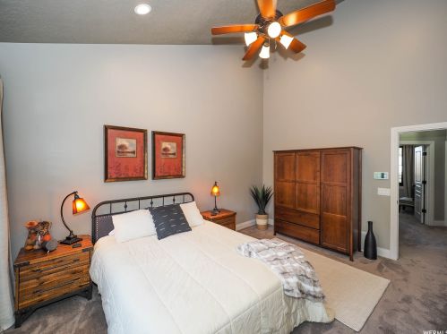 2161 Lorita Way, Sandy UT 84093-6514 exterior