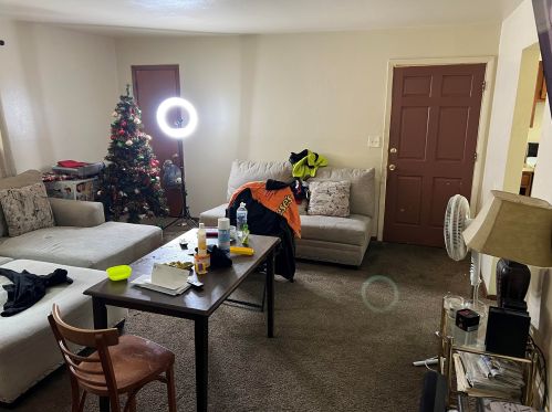 5419 83rd St, Milwaukee WI 53218-2513 exterior