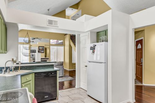 4571 Linda Ln, Chandler AZ 85226-5841 exterior