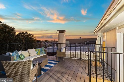 30 Adams St, Washington DC  20001-1026 exterior