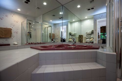 204 Dogwood Ct, Poughkeepsie NY exterior