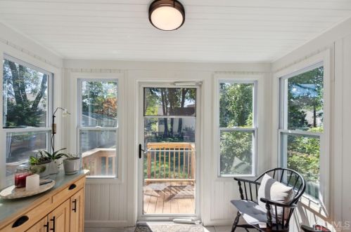 127 Woodbridge Ave, Metuchen NJ 08840-2030 exterior