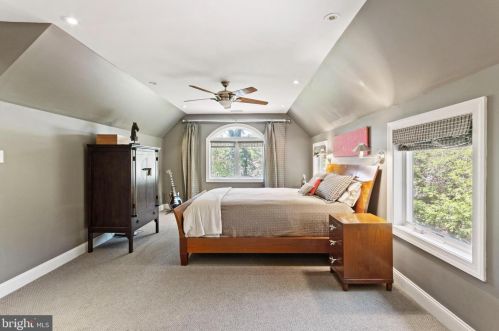 1019 Bent Rd, Media PA 19063-1623 exterior