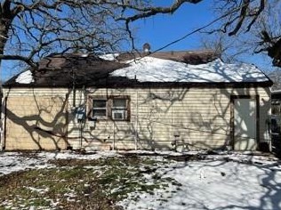 38 Vaughn Dr, Denison TX  75020-2300 exterior