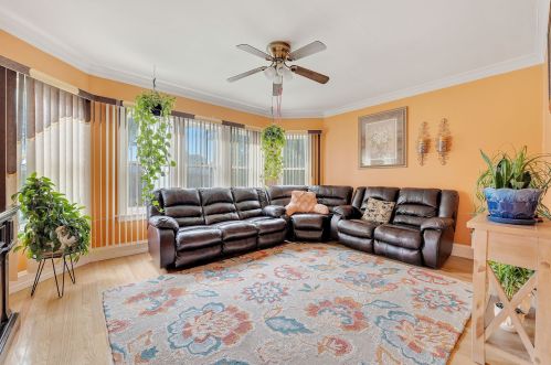 2825 Lotus Ave, Chicago IL 60641-3224 exterior