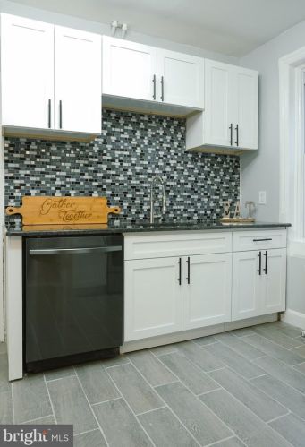 2105 Madison St, Chester PA 19013-5428 exterior