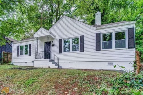 2935 Harlan Dr, Atlanta GA  30344-3705 exterior