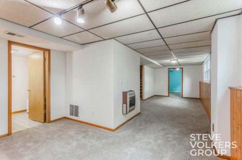 7385 Sunview Dr, Grand Rapids MI 49548-7381 exterior