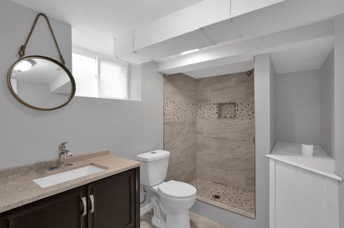 11362 Oakley Ave, Chicago IL 60636-3634 exterior