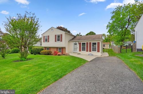 2219 Montgomery St, Silver Spring, MD 20910-1236