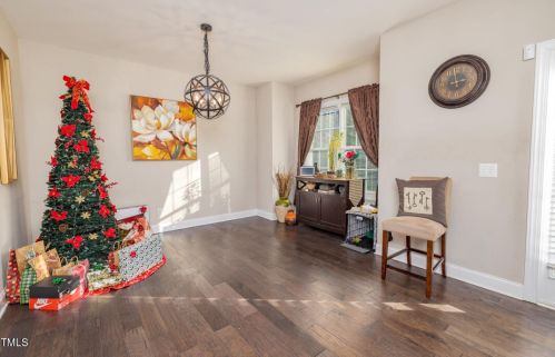 101 Bluegrass Dr, Oxford, NC 27565-2895