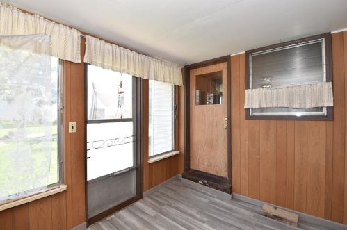 3777 69th St, Milwaukee WI  53220-1812 exterior