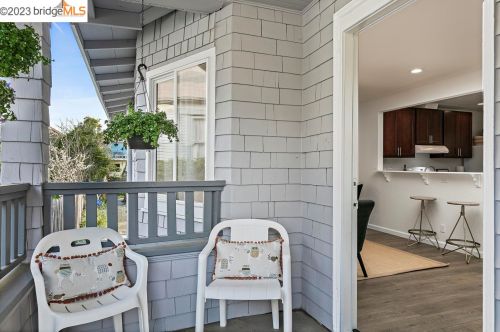 2020 Blake St, Berkeley CA 94704-2604 exterior