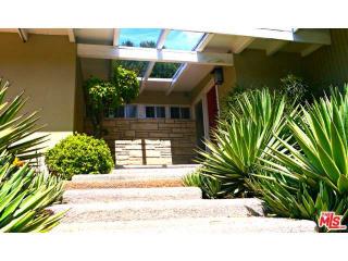4265 Hillcrest Dr, Los Angeles, CA 90008-4315
