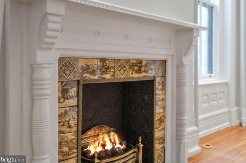 2010 Hillyer Pl, Washington DC 20009-1006 exterior