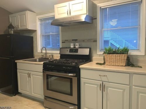 38 Sherman St, Montclair NJ  07042-4865 exterior