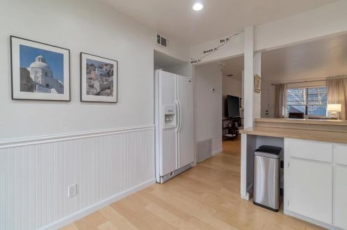 27 Monte Cresta Ave, Concord CA  94523-4213 exterior