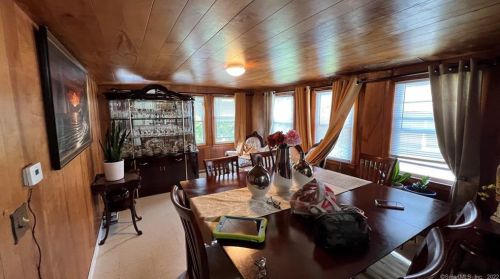 198 Mcclintock St, New Britain, CT 06053-2938