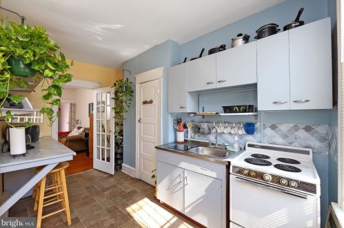 3259 Front St, Philadelphia PA 19140-5805 exterior