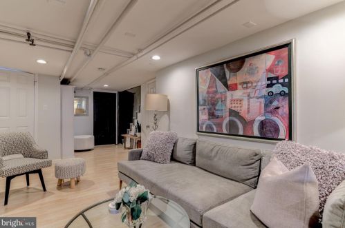 5412 Cedar Ave, Philadelphia PA 19143-1952 exterior