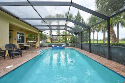 9800 Nuova Way, Fort Pierce FL 34986-2825 exterior