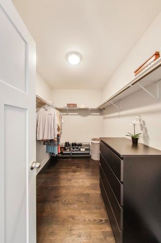 3131 Spaulding Ave, Chicago IL 60618-6804 exterior