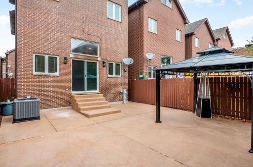 3543 Parnell Ave, Chicago IL  60609-1796 exterior