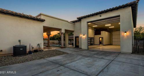 2375 Cloud Dr, Chandler AZ 85249-3781 exterior