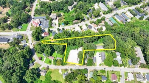 776 Ave, Gainesville GA 30501-3042 exterior