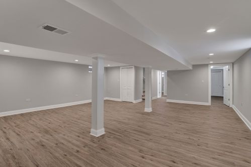 9852 Frst Ave, Chicago IL 60628-1439 exterior