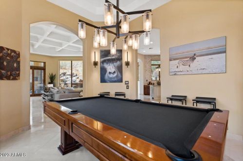 8038 38th Pl, Phoenix AZ  85042-9621 exterior