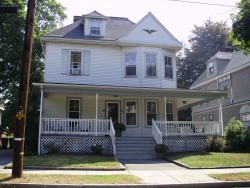 362 Waltham St, Newton, MA 02465-1732