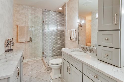 1032 Crosby St, Chicago IL  60610-2404 exterior