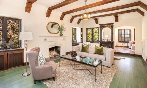 2631 Beverly Rd, Milwaukee, WI 53211-2437