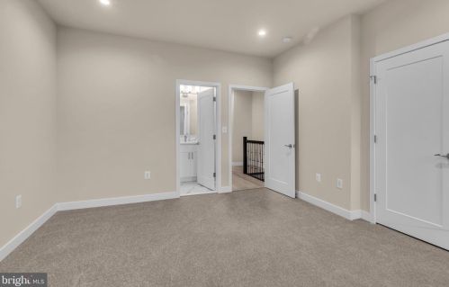 5821 Field Pl, Washington DC exterior