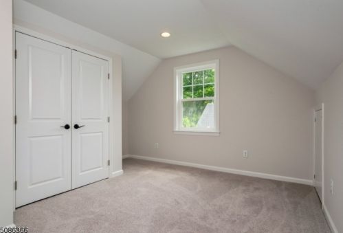 717 Kline Pl, Bridgewater NJ  08807-3134 exterior