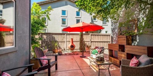 1413 Haddington Dr, Folsom CA 95630-5311 exterior