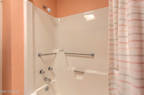 318 Calle Del Chancero, Green Valley AZ 85614-3028 exterior