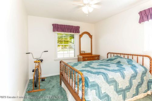 3914 Pr Ln, Dewitt MI exterior