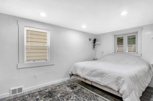 1850 Middle St, Pittsburgh PA 15227-3846 exterior