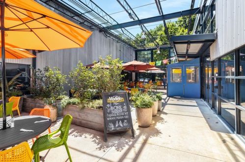 1716 Barfield Run, Atlanta GA  30318-2779 exterior