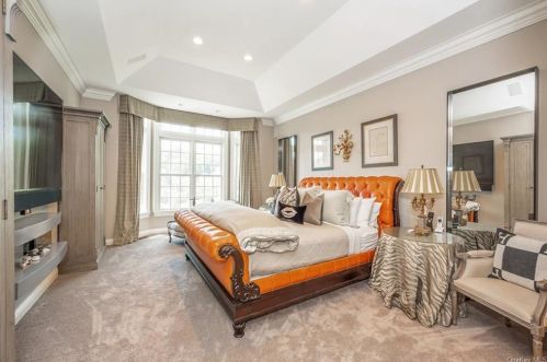 2 Shadow Tree Ln, Briarcliff NY 10510-2255 exterior