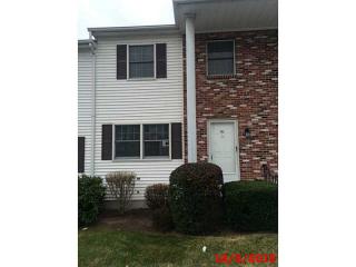 56 Scenery Ln, Providence, RI 02919-7505