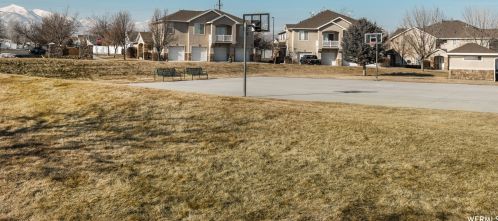 7381 Brittany Town Dr, Taylorsville UT 84084-4609 exterior