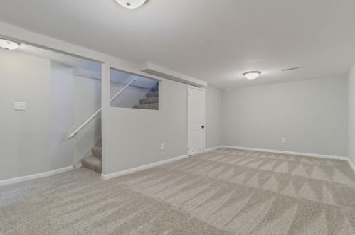 3759 Howard Ave, Saint Paul MN  55110-4726 exterior